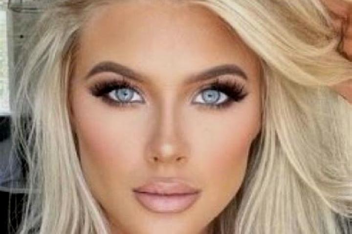 Piper, 29, a platinum blonde brown-eyed slavic companion based in Bayonet Point. Offering Couples, Massage. Available for incall and outcall, overnight booki...