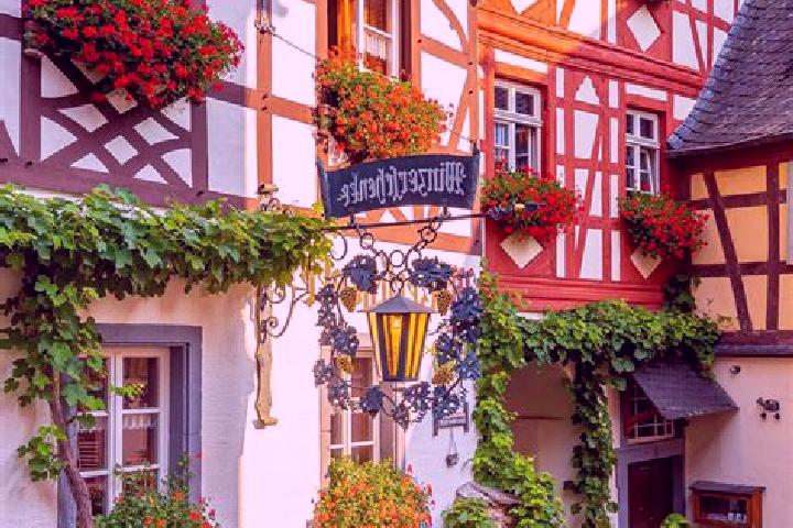 Piper, 29 — Escort in Duerrlewang, Germany