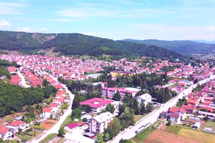 Piper, 30 — Escort in Demir Hisar, North Macedonia