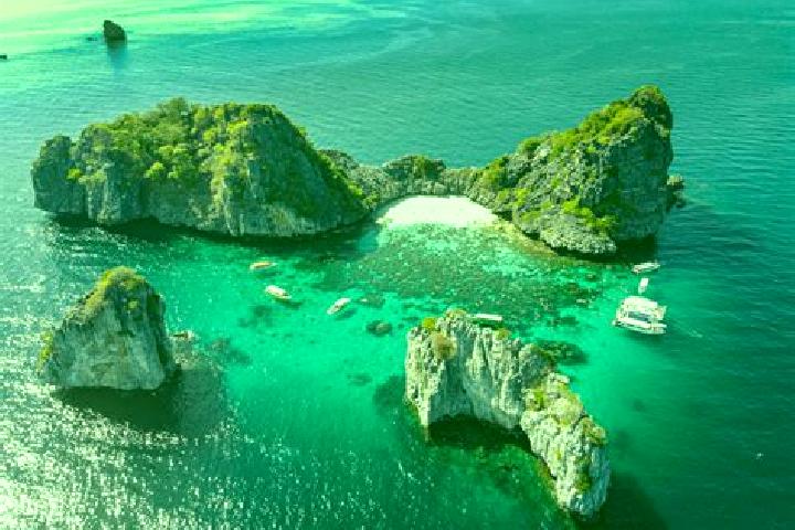 Piper, 30 — Escort in Ko Lanta, Thailand