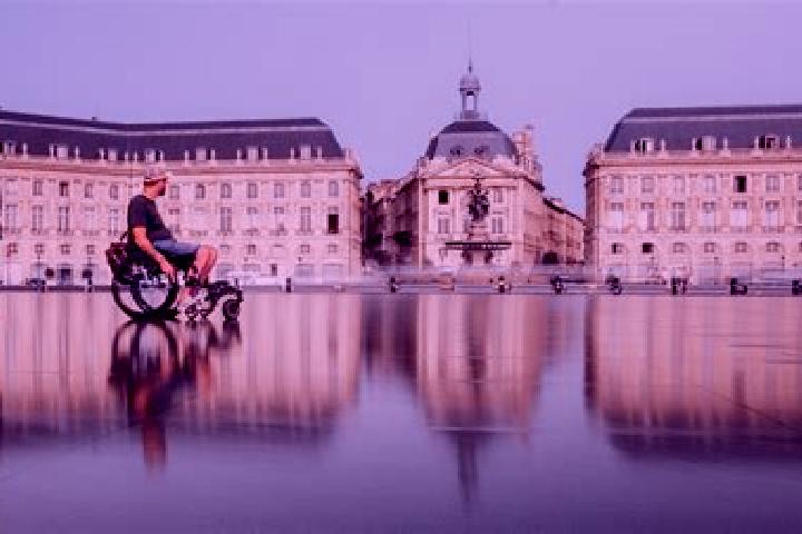 Piper, 30 — Escort in Lederzeele, France