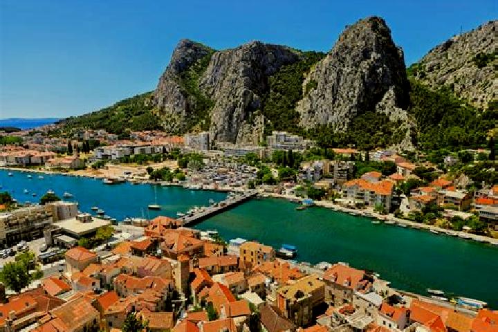 Piper, 30 — Escort in Omis, Croatia