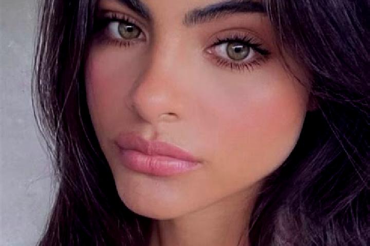 Piper, 31, a black hazel-eyed middle eastern companion based in Monswiller. Offering Erotic Massage, Party Girl, Travel Companion. Available for incall and o...