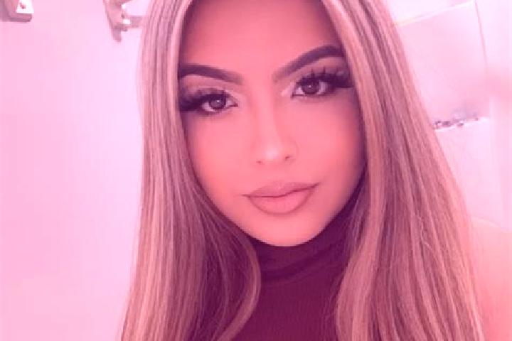 Piper, 31, a blonde dark-eyed latina companion based in Lijiazui. Offering Dinner Date, Deep French Kissing, CIM, Overnight, Striptease. Available for incall...