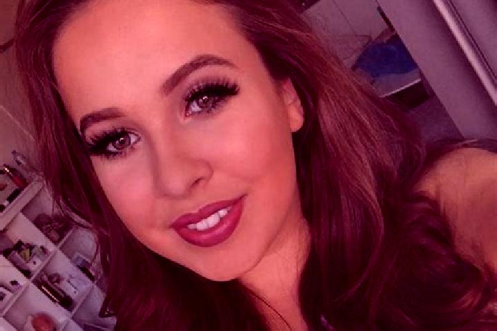 Piper, 31, a dark blonde amber-eyed ebony companion based in Freer. Offering Deep French Kissing, 69, Erotic Massage, CIM. Available for incall and outcall, ...
