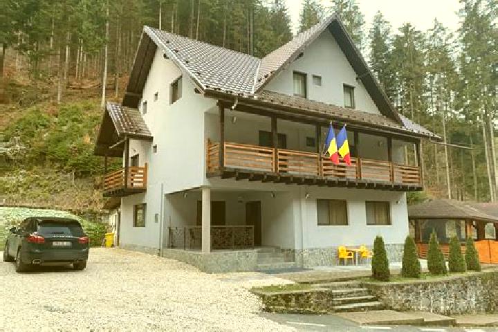 Piper, 31 — Escort in Fundeanu, Romania