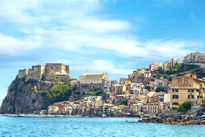 Piper, 31 — Escort in Santa Caterina Villarmosa, Italy