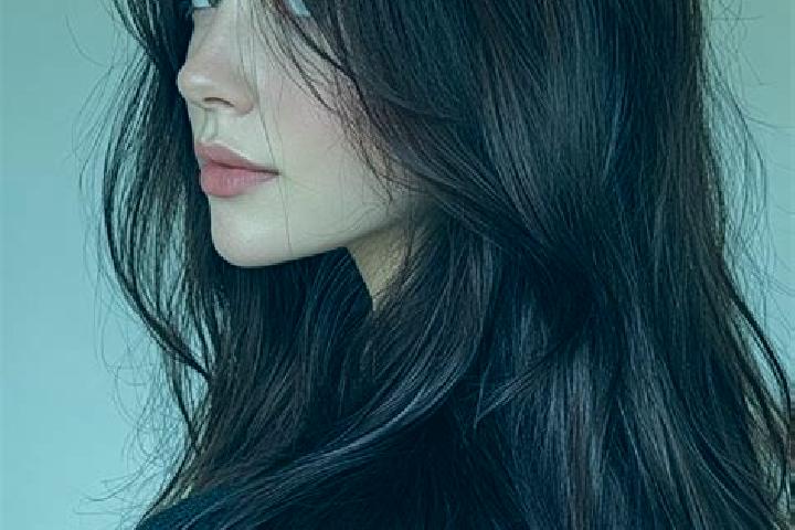 Piper, 32, a auburn brown-eyed asian companion based in Keben. Offering 69, Erotic Massage, OWO, CIM, Fetish. Available for incall and outcall, overnight boo...