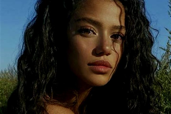 Piper, 32, a black grey-eyed latina companion based in Baghamara. Offering 69, Travel Companion, Party Girl. Available for incall and outcall, day and evenin...