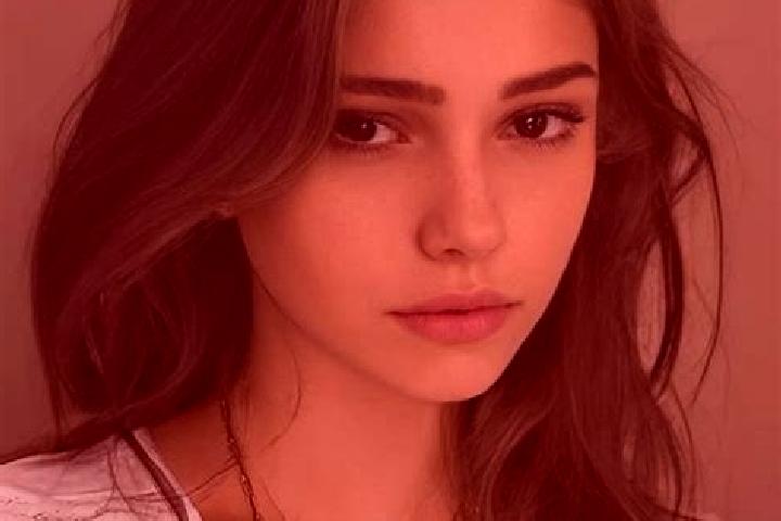 Piper, 32, a black grey-eyed slavic companion based in Coeymans. Offering Fetish, BDSM, Dinner Date, Party Girl. Available for incall and outcall, day and ev...