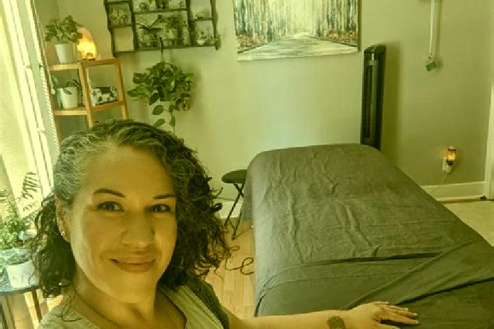 Piper, 32, a blonde brown-eyed ebony companion based in Thieblemont-Faremont. Offering Erotic Massage, Overnight, Tantra. Available for incall and outcall, o...