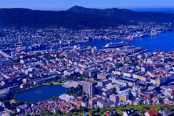 Piper, 32 — Escort in Birkeland, Norway