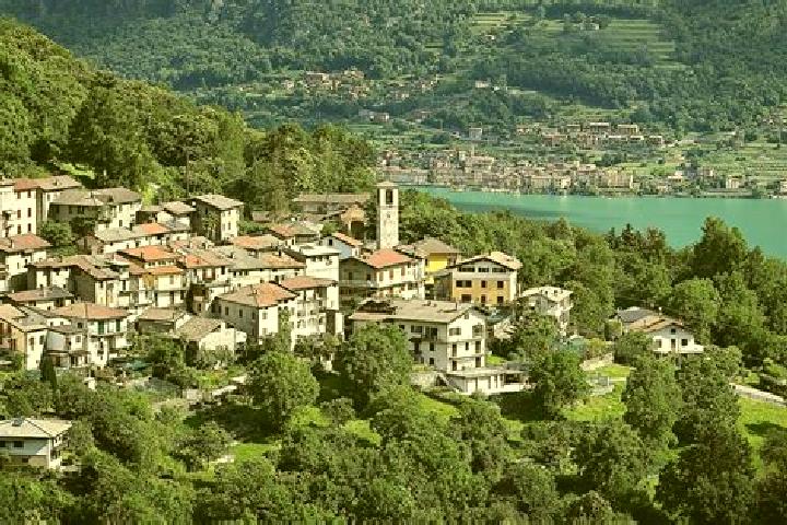 Piper, 32 — Escort in Ponna Superiore, Italy
