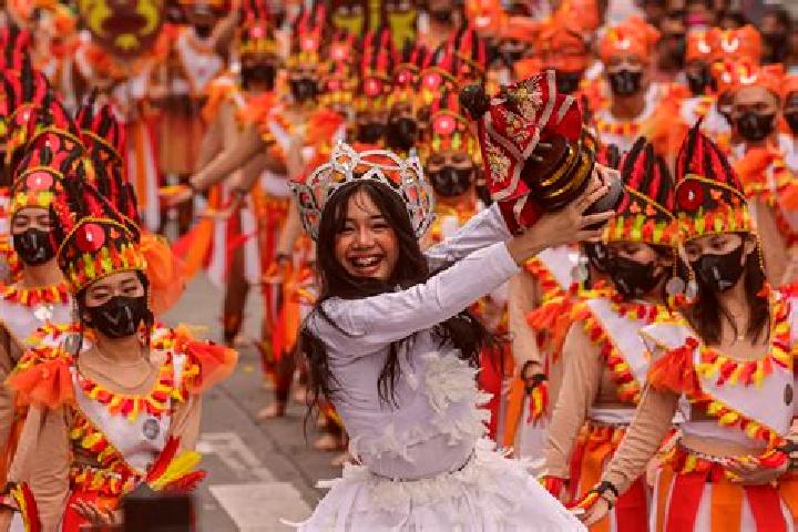 Piper, 32 — Escort in Santo Nino, Philippines