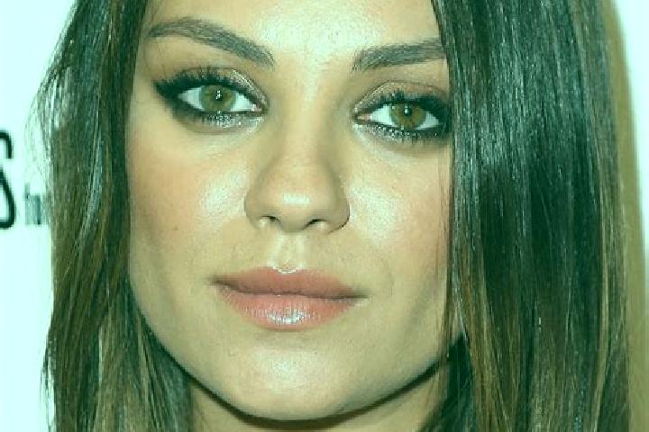 Piper, 33, a auburn hazel-eyed mixed companion based in Roccella Valdemone. Offering Couples, Striptease, Deep French Kissing, BDSM. Available for incall and...