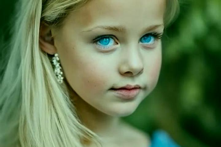 Piper, 33, a blonde blue-eyed mediterranean companion based in Marina di Casal Velino. Offering Domination, Fetish, Couples. Available for incall and outcall...