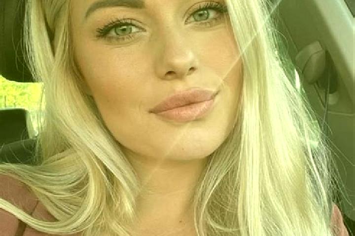 Piper, 33, a blonde hazel-eyed european companion based in Bloomville. Offering Domination, GFE, Massage. Available for incall and outcall, overnight booking...