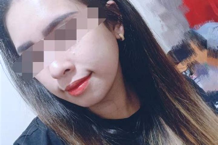 Piper, 33, a red dark-eyed mixed companion based in Pochampalli. Offering Fetish, Overnight, Tantra, Girlfriend Experience, Party Girl. Available for incall ...