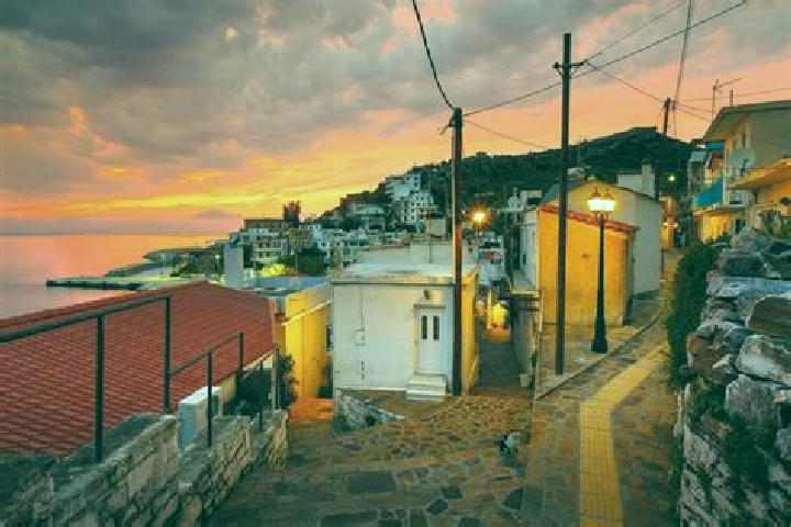 Piper, 33 — Escort in Agios Kirykos, Greece