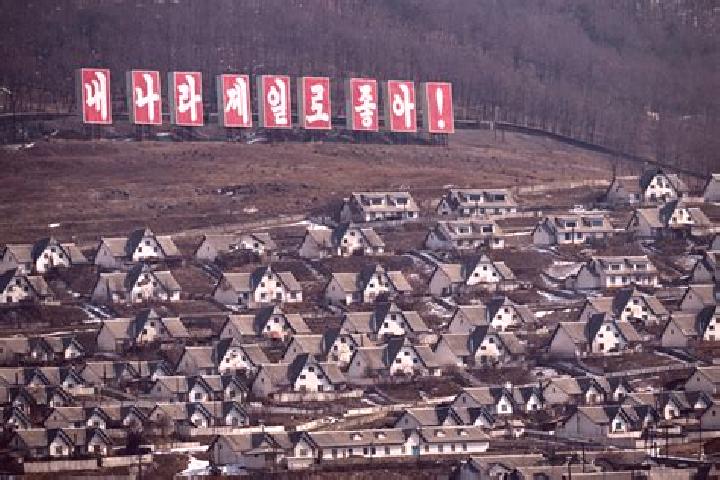 Piper, 33 — Escort in Chunggang, North Korea