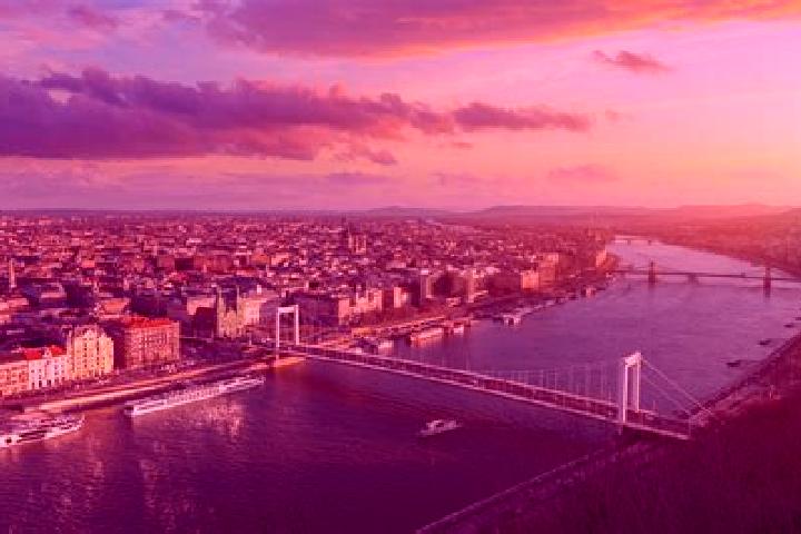 Piper, 33 — Escort in Pest, Hungary