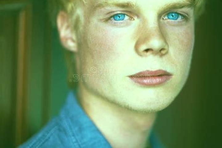 Piper, 34, a blonde blue-eyed ebony companion based in Marpole. Offering Tantra, Girlfriend Experience, Domination, Erotic Massage. Available for incall and ...