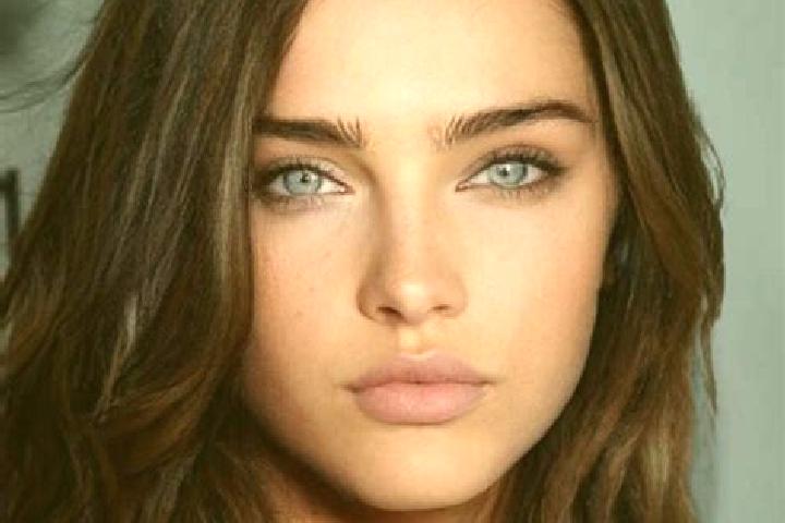 Piper, 34, a brunette grey-eyed european companion based in Vrachia. Offering 69, Roleplay, Overnight. Available for incall and outcall, day and evening dates.