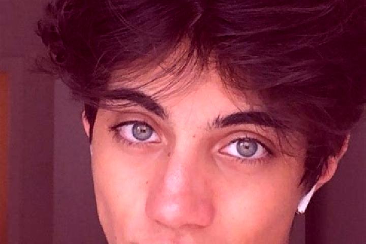 Piper, 34, a chestnut dark-eyed caucasian companion based in Pedroucos. Offering Duos, OWO, Travel Companion, Couples. Available for incall and outcall, over...