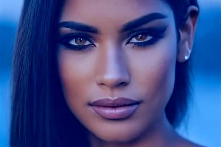 Piper, 34, a red dark-eyed latina companion based in Yucatan. Offering Couples, Girlfriend Experience, 69, Massage. Available for incall and outcall, overnig...