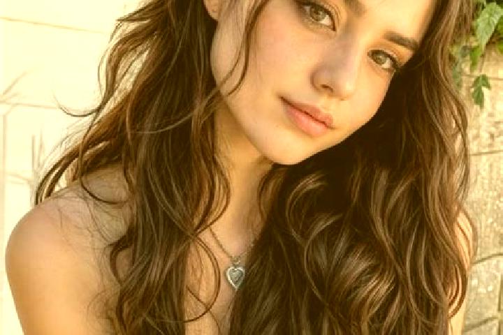 Piper, 34, a red hazel-eyed middle eastern companion based in Pavlodol skaya. Offering CIM, Deep French Kissing, Overnight, BDSM. Available for incall and ou...
