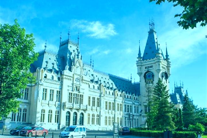 Piper, 34 — Escort in Balvanesti, Romania