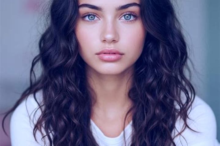 Piper, 35, a auburn amber-eyed mediterranean companion based in El Pichi. Offering CIM, Girlfriend Experience. Available for incall and outcall, day and even...