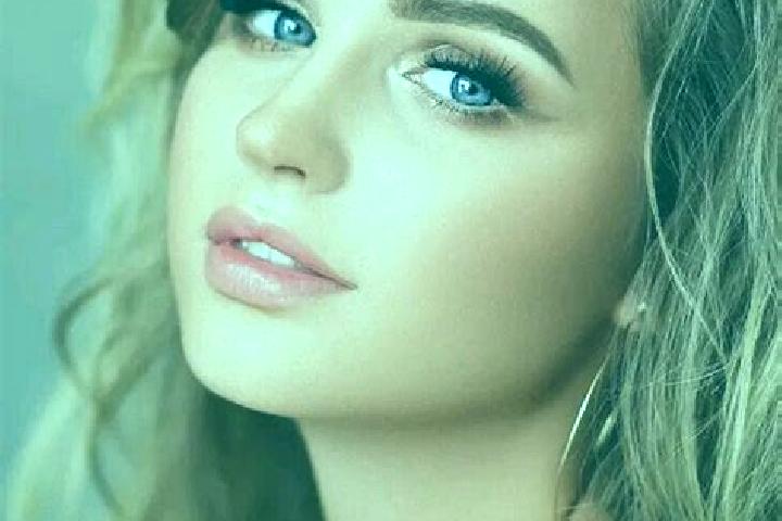 Piper, 35, a dark blonde blue-eyed ebony companion based in Gniewoszow. Offering Party Girl, Massage, Travel Companion. Available for incall and outcall, day...