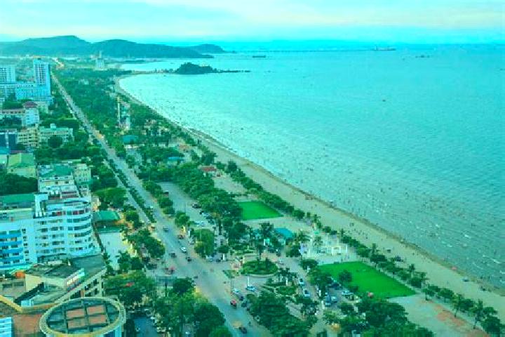 Piper, 35 — Escort in Cua Lo, Vietnam