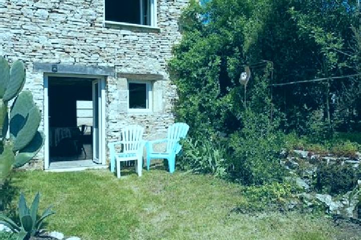 Piper, 35 — Escort in Sainte-Eulalie, France