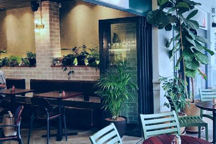 Piper, 35 — Escort in West Coast Village, Singapore