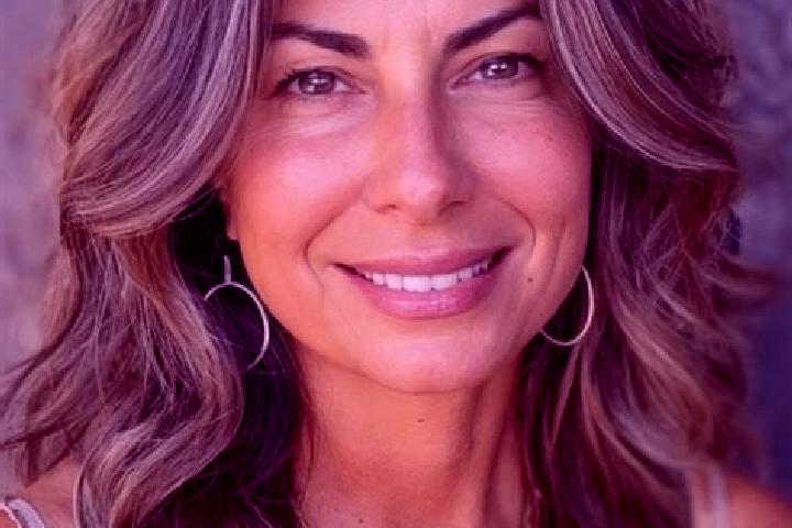Piper, 36, a brunette grey-eyed latina companion based in San Bruno. Offering Striptease, Party Girl, Overnight, Domination. Available for incall and outcall...