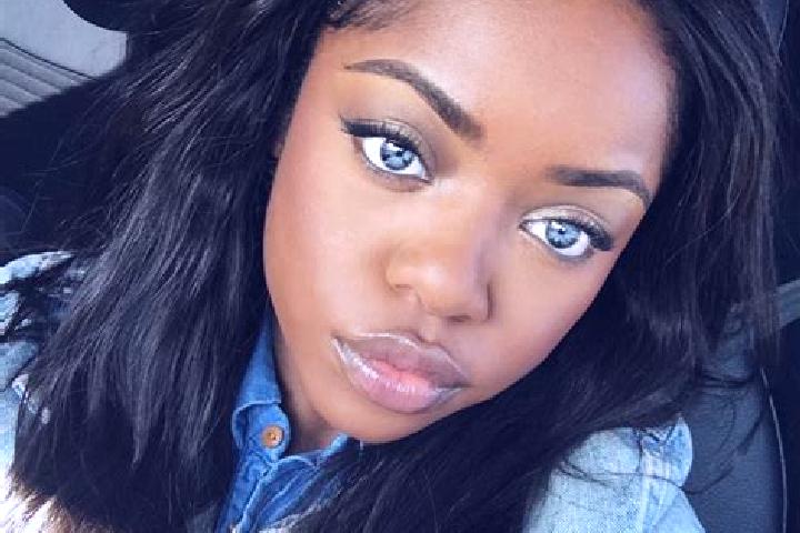 Piper, 36, a red blue-eyed ebony companion based in Lawang Kupang. Offering Dinner Date, Girlfriend Experience, Party Girl, Domination. Available for incall ...