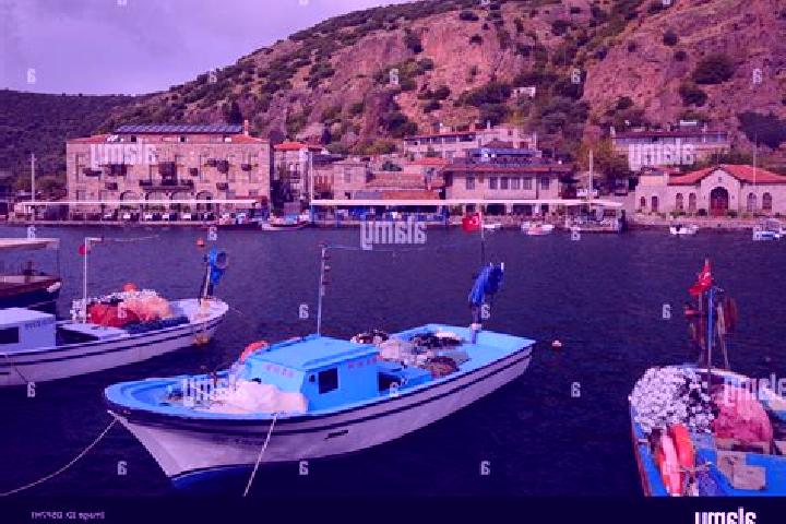 Piper, 36 — Escort in Behram, Turkey