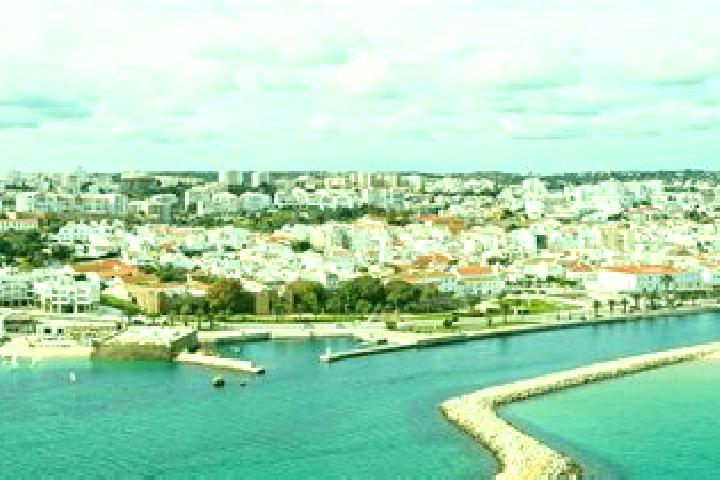 Piper, 36 — Escort in Pera, Portugal