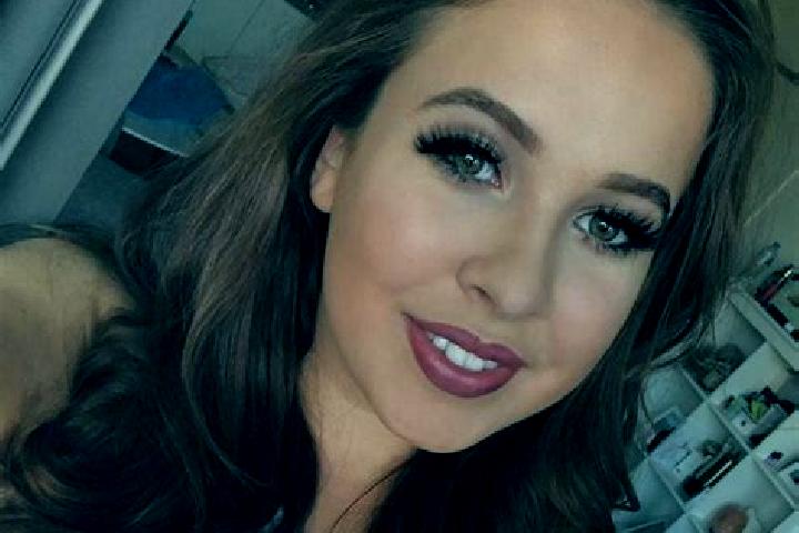 Piper, 37, a auburn amber-eyed european companion based in La Borra. Offering Striptease, Dinner Date, Girlfriend Experience, Couples. Available for incall a...