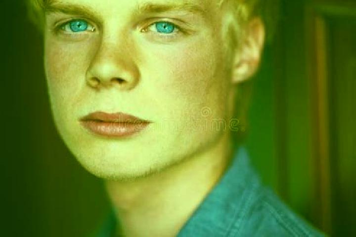Piper, 37, a blonde blue-eyed middle eastern companion based in Zhovtantsi. Offering Roleplay, Erotic Massage, Couples. Available for incall and outcall, ove...