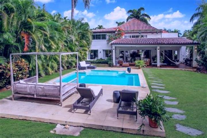 Piper, 37 — Escort in Casa de Campo, Spain