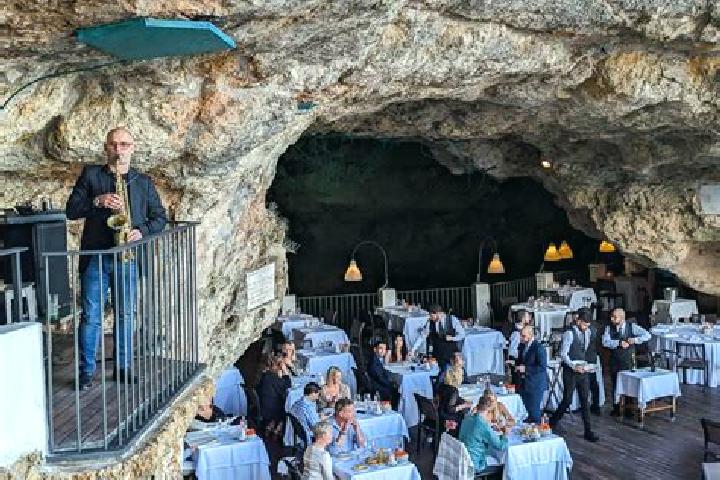 Piper, 37 — Escort in Grotte di Castro, Italy