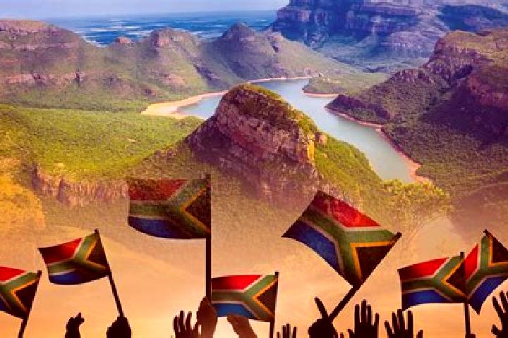 Piper, 37 — Escort in Mphenyatsatsi, South Africa