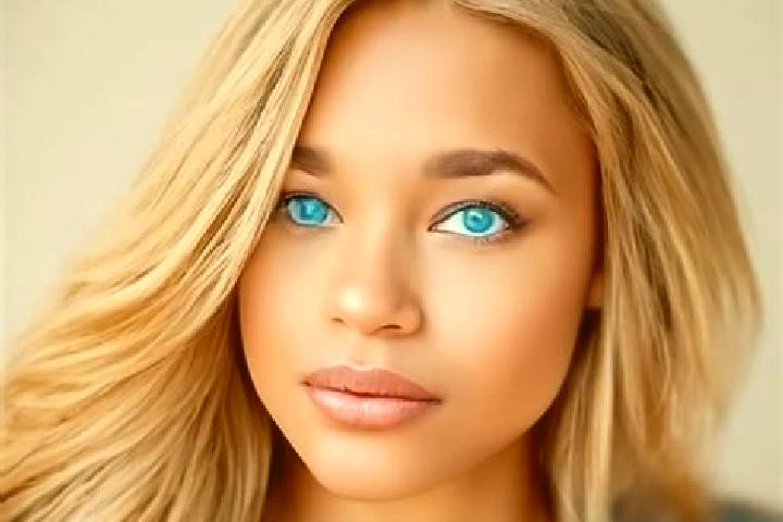 Piper, 38, a blonde blue-eyed latina companion based in Bliesbruck. Offering Deep French Kissing, Erotic Massage. Available for incall and outcall, day and e...