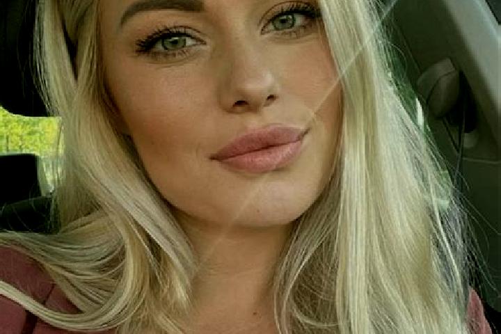 Piper, 38, a blonde hazel-eyed ebony companion based in Thilogne. Offering BDSM, GFE, A-Level, Fetish. Available for incall and outcall, day and evening dates.