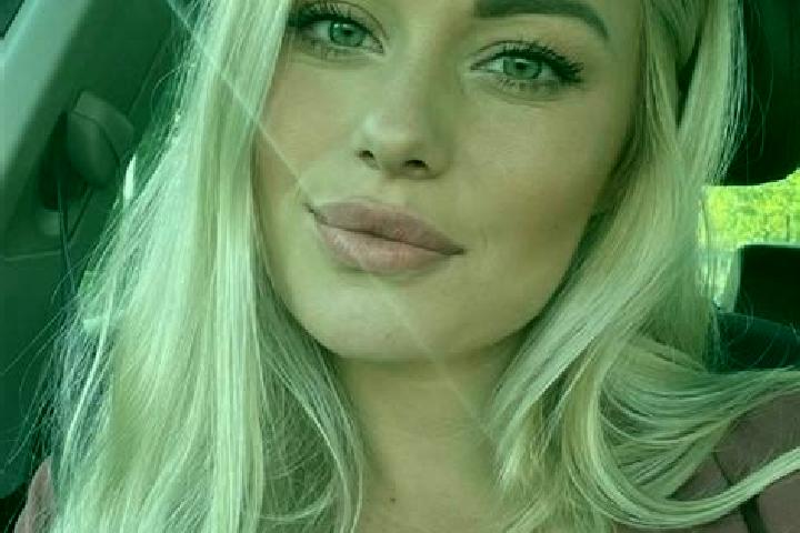 Piper, 38, a blonde hazel-eyed mixed companion based in San Mateo. Offering Fetish, Overnight, CIM, Party Girl. Available for incall and outcall, overnight b...