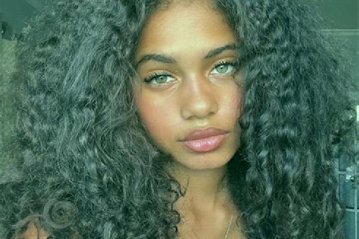 Piper, 38, a brunette blue-eyed ebony companion based in Paks. Offering Deep French Kissing, Tantra, OWO. Available for incall and outcall, day and evening d...