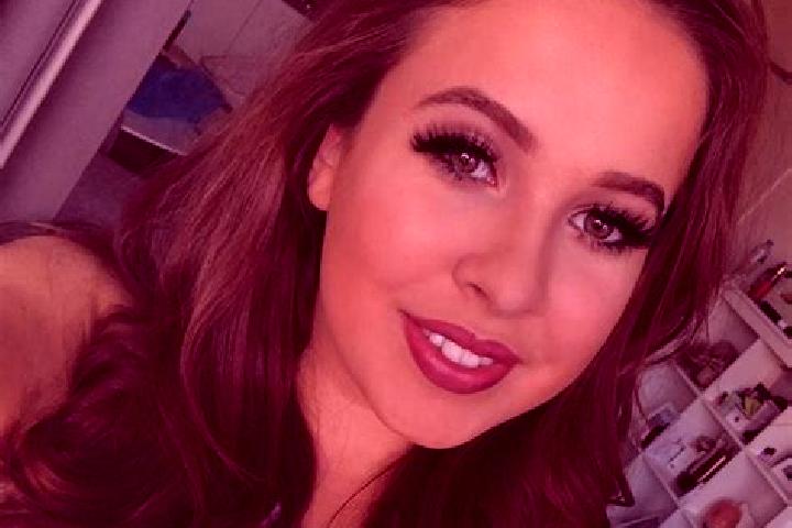 Piper, 38, a brunette hazel-eyed middle eastern companion based in Hofheim in Unterfranken. Offering GFE, Dinner Date, Prostate Massage. Available for incall...
